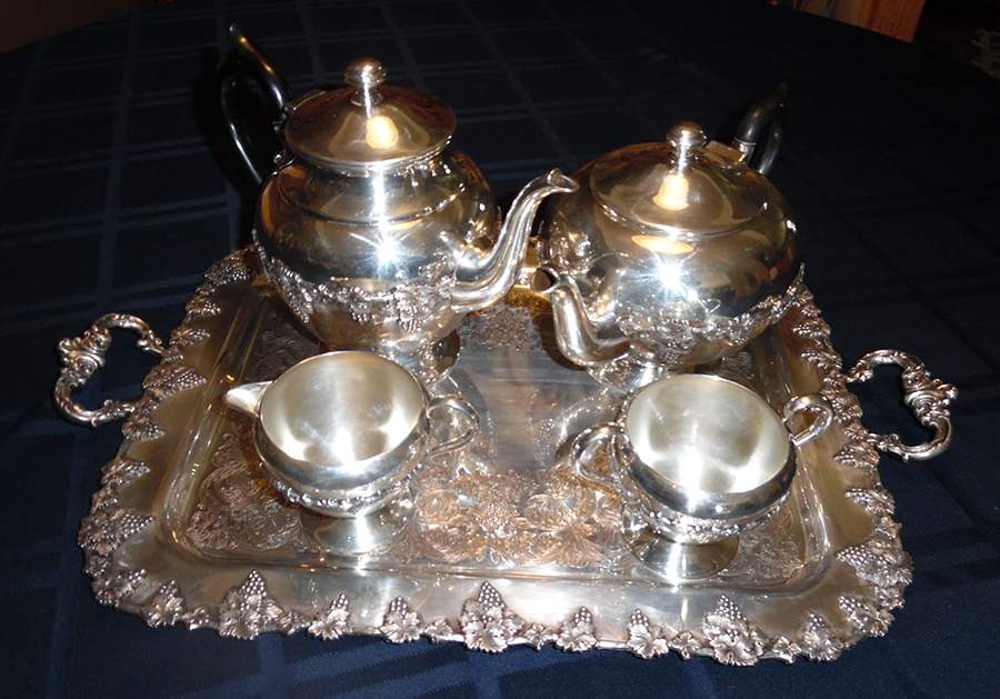 1047 (Silverplate, Hollowware) 5-Piece Silverplate Tea Set (with Tray) by International Silver-1