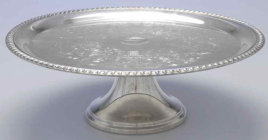 842 (Silverplate, Hollowware) 12" Diameter Pedestal Cake Stand by International Silver-1