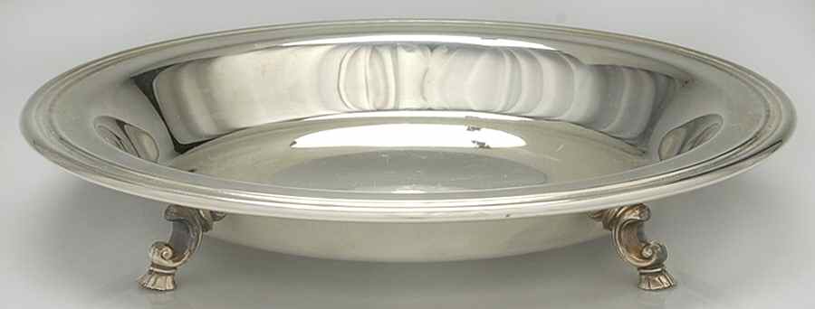 960 (Silverplate, Hollowware) Footed Pie Plate by International Silver-1