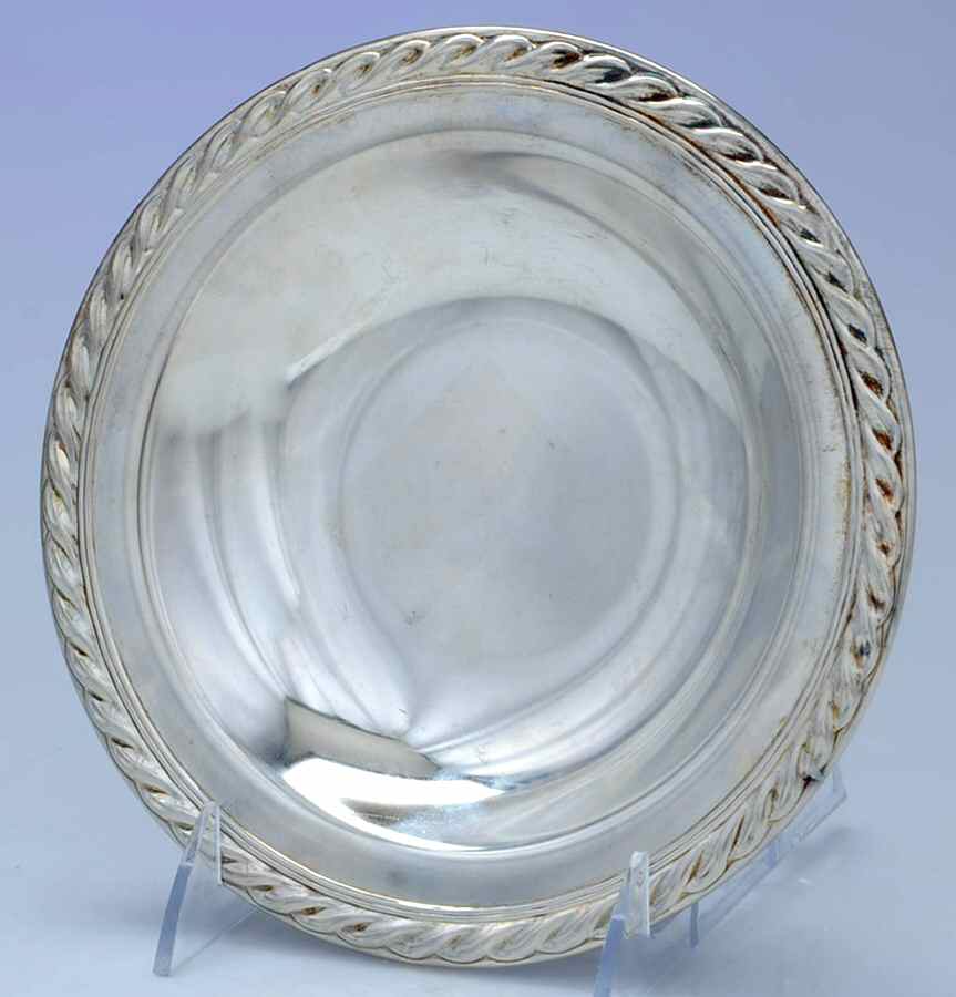 848 (Silverplate, Hollowware) 7" Round Bowl by International Silver-1