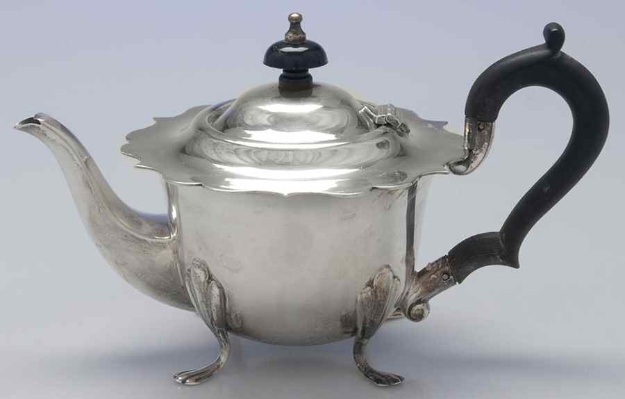 ILE1 (Sterling, Hollowware) Mini Teapot by Isadore Leapman-1