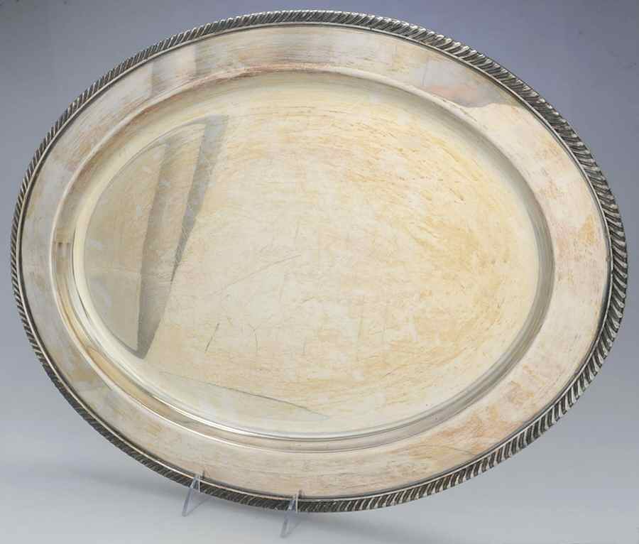 4009 (Silverplate, Hollowware) 22" Oval Serving Platter by International Silver-1