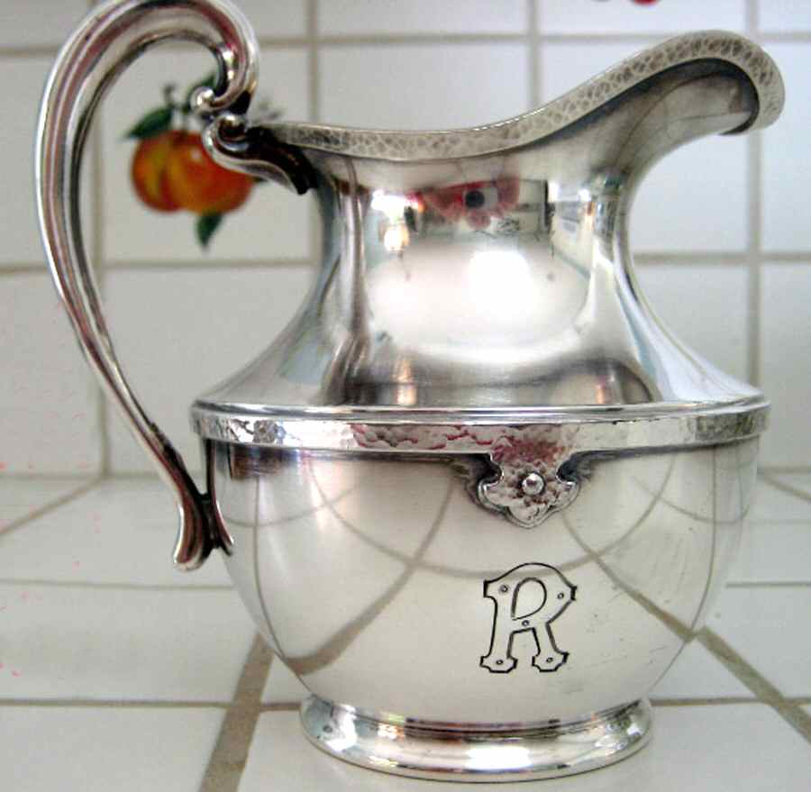 N7015 (Silverplate, Hollowware) Creamer by International Silver-1