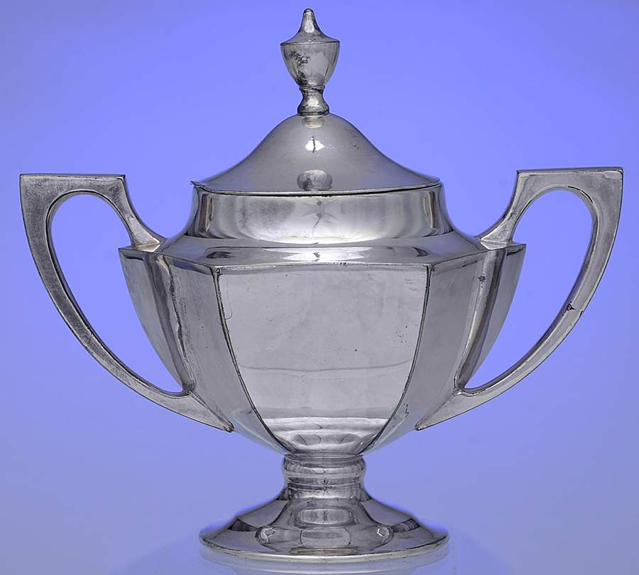 2689 (Silverplate, Hollowware) Sugar Bowl & Lid by International Silver-1