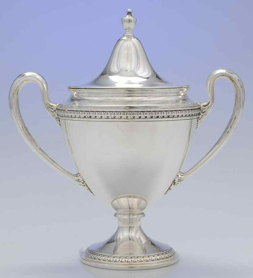 821 (Sterling, Hollowware) Sugar Bowl & Lid by International Silver-1