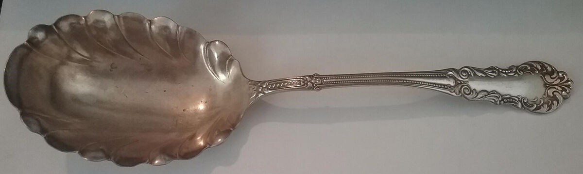 INS584 (Silverplate) Solid Smooth Berry/Casserole Spoon by International Silver-1