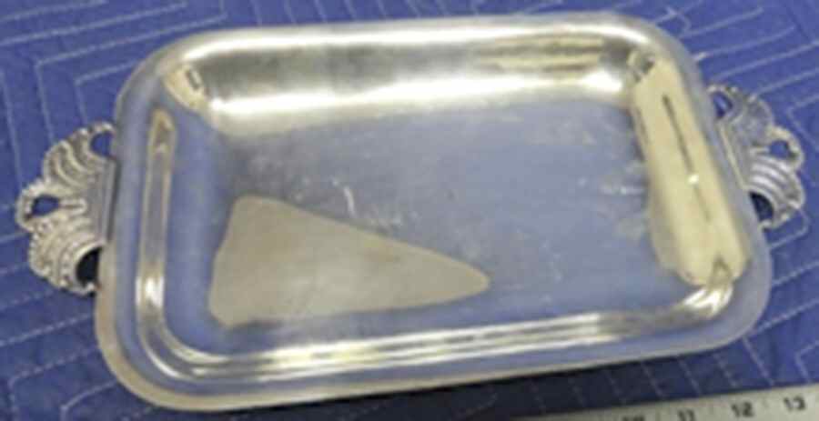 D250a (Sterling, Hollowware) Sterling Bread Tray by International Silver-1