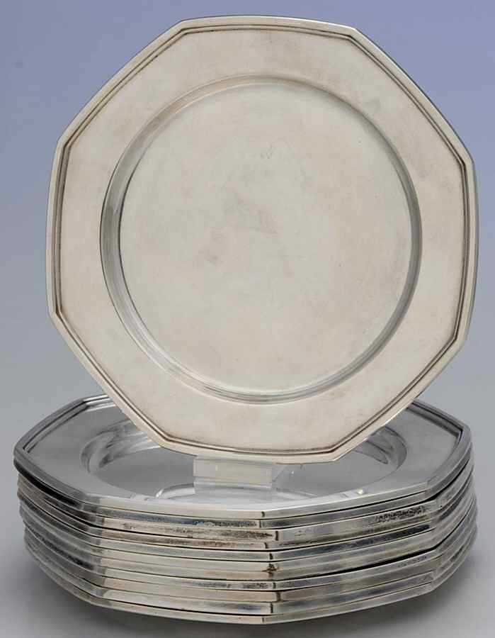 H401 (Sterling, Hollowware) Bread & Butter Plate - Set of 12 by International Silver-1