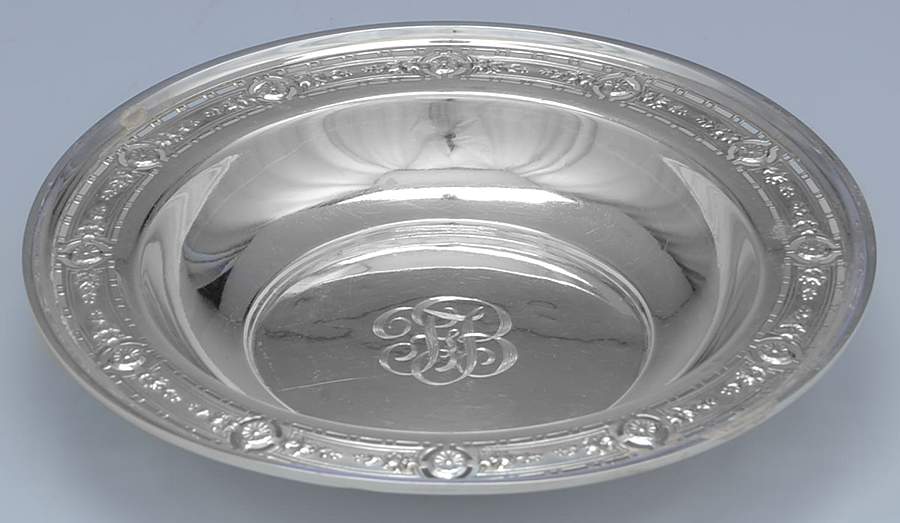 5538 (Sterling, Hollowware) 7" Pierced Bon Bon Bowl by International Silver-1