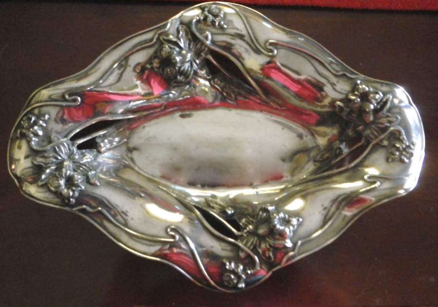9111 (Silverplate, Hollowware) Silverplate Bon Bon Bowl by International Silver-1