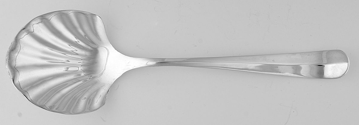 INS630 (Silverplate) Solid Shell Berry/Casserole Spoon by International Silver-1