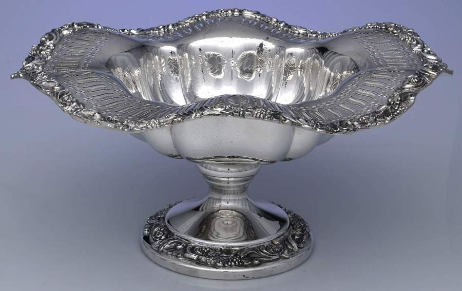 Rococo (Silverplate, Hollowware) 13" Round Footed Centerpiece by International Silver-1