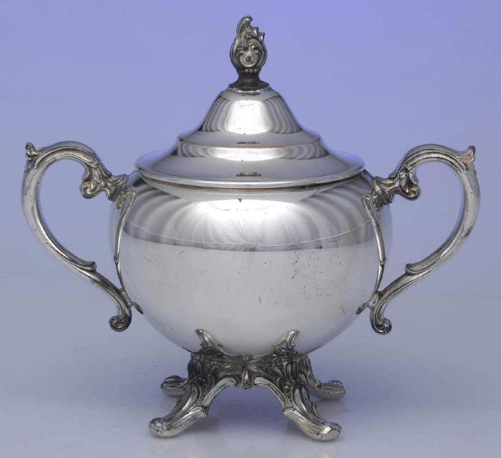 601 (Silverplate, Hollowware) Sugar Bowl & Lid by International Silver-1