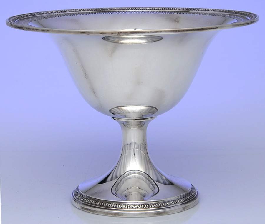 1805 (Sterling, Hollowware) 10" Round Footed Centerpiece by International Silver-1
