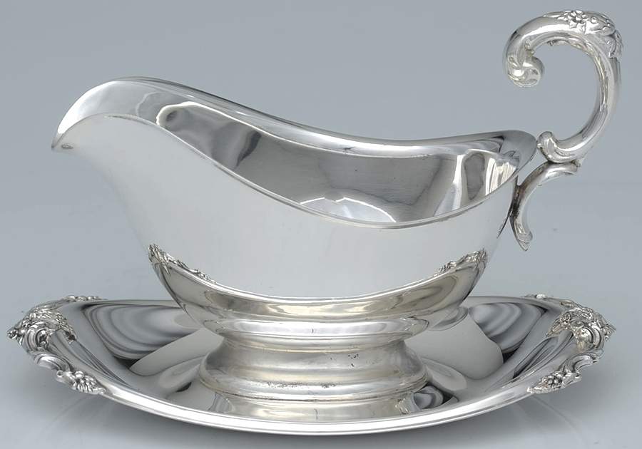 213 (Silverplate, Hollowware) Plated Gravy Boat with Attached Underplate by International Silver-1