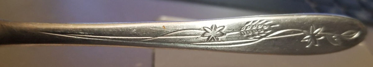 INS668 (Stainless) Fork by International Silver-1