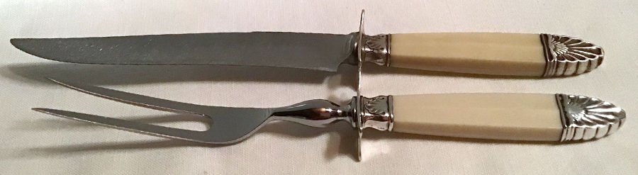 INS672 (Sterling) Stainless Carving Set with Platic Handles by International Silver-1