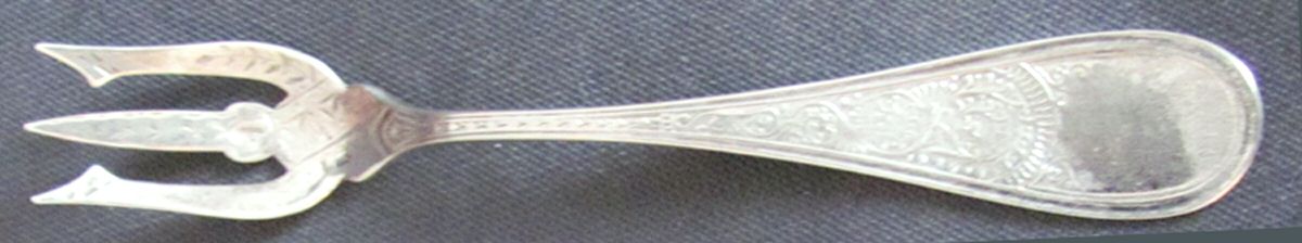Coronet (Sterling, 1879) Oyster Fork by JB & SK Knowles Silver-1