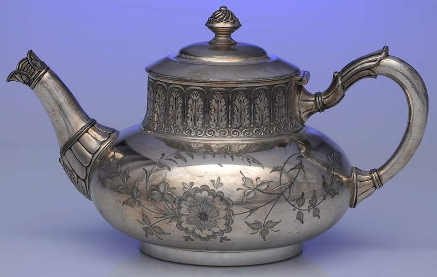 Silverplate Hollowware Teapot by James Tufts-1
