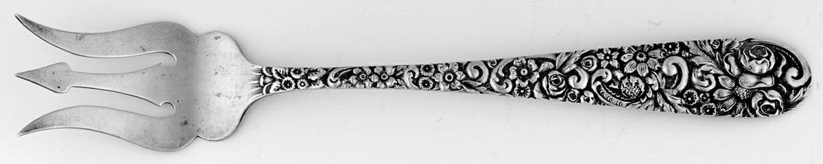 Repousse (Sterling, 1910) Medium Chipped Beef Fork by Jenkins & Jenkins-1