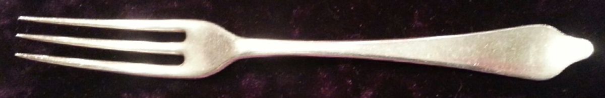 Shield End (Sterling) 3-Tine Dinner Fork by James Robinson-1
