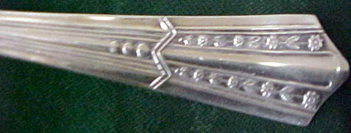 JD1 (Silverplate) Solid Shell Berry/Casserole Spoon by J S D-1