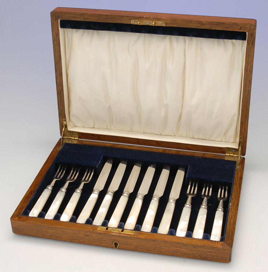 Pearl Handle Flatwae 1 (Sterling) Fruit Set-6 Forks & 6 Knifes w/Case by James Dixon & Sons-1