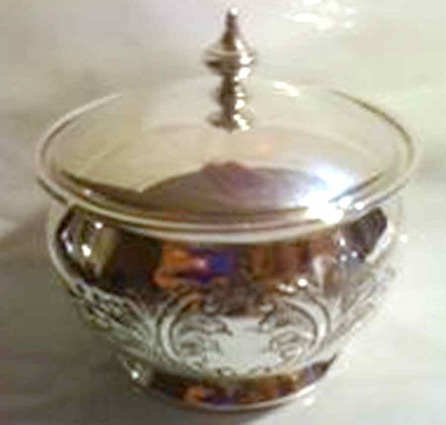 1402 (Silverplate, Hollowware) Sugar Bowl & Lid by John Seymour - England-1