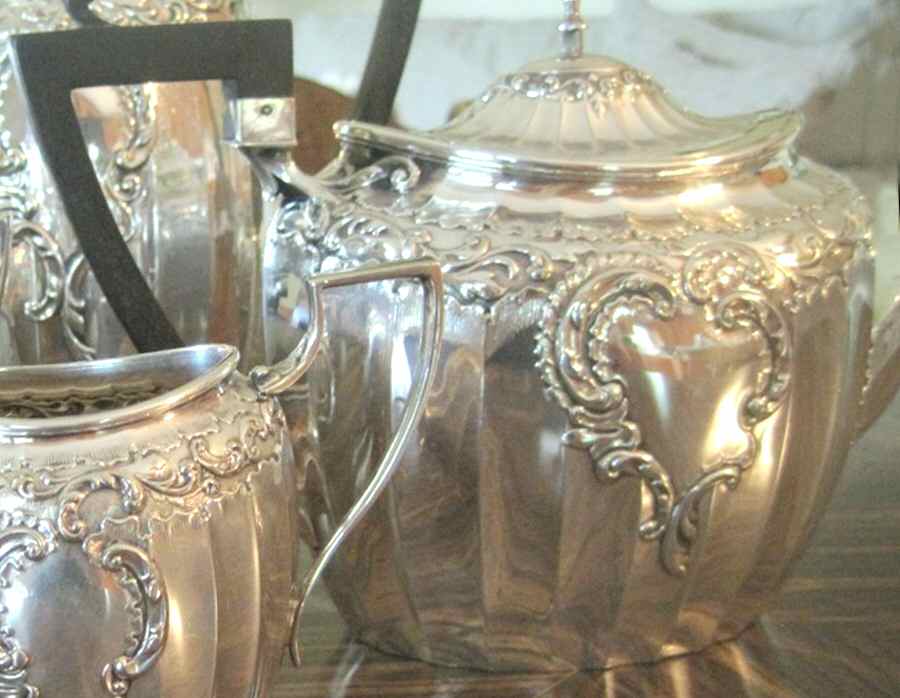K619 (Silverplate, Hollowware) Teapot by James Dixon & Sons-1