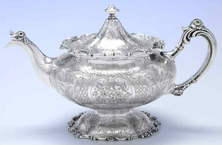 581S (Sterling, Hollowware) Teapot by J E Caldwell-1