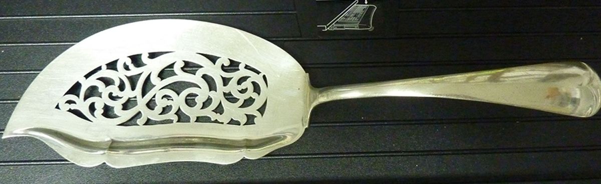JVK3 (Sterling) Large Solid Pierced Fish Knife by J M Van Kempen-1
