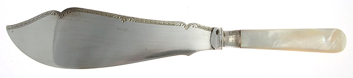 Pearl Handle (Sterling) Pearl Handle Hollow Fish Serving Knife w/Slvp Bld by John Biggin-1