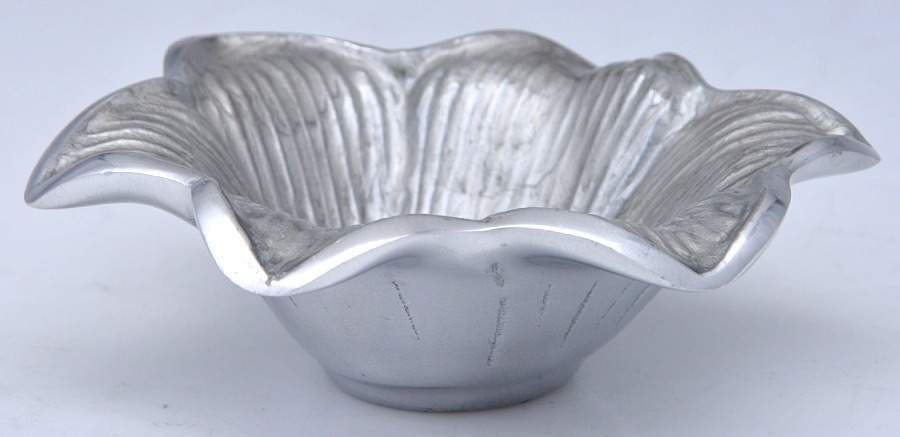 Classic-Platinum (Aluminum, Hollowware) 4" Round Bowl by Julia Knight-1