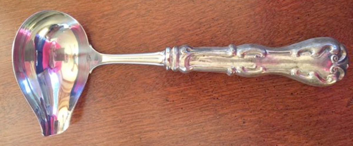 JUE2 (Silverplate) Hollow Handle Gravy Ladle with Stainless Bowl by Justinus-1