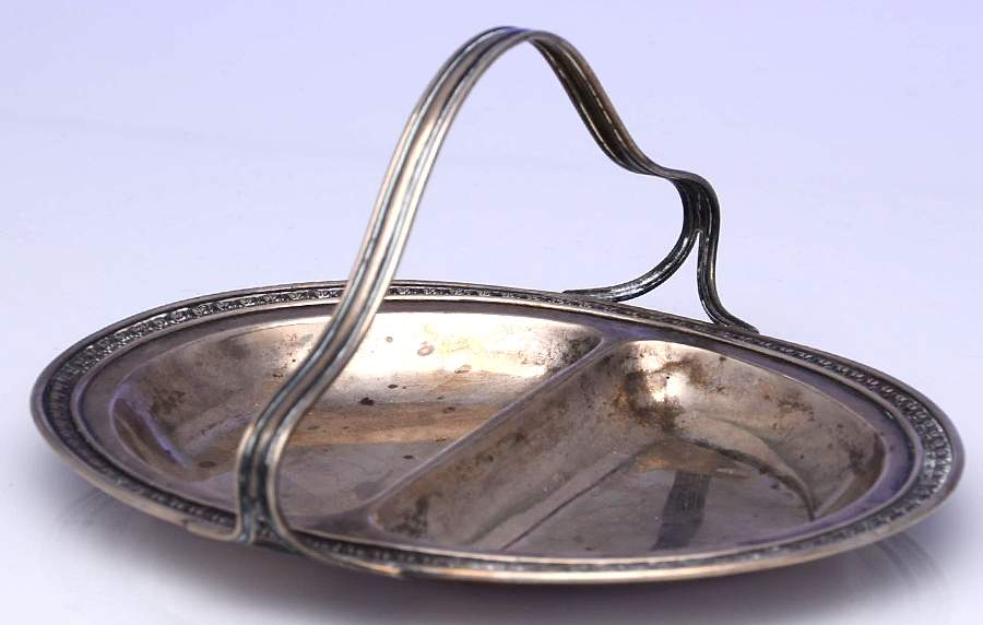 1882 (Sterling, Hollowware) Sterling Handled Bon Bon by International Silver-1
