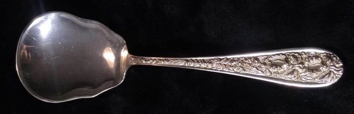 Corsage (Sterling, 1935, No Monogram) Small Solid Berry/Casserole Spoon by Kirk Stieff-1