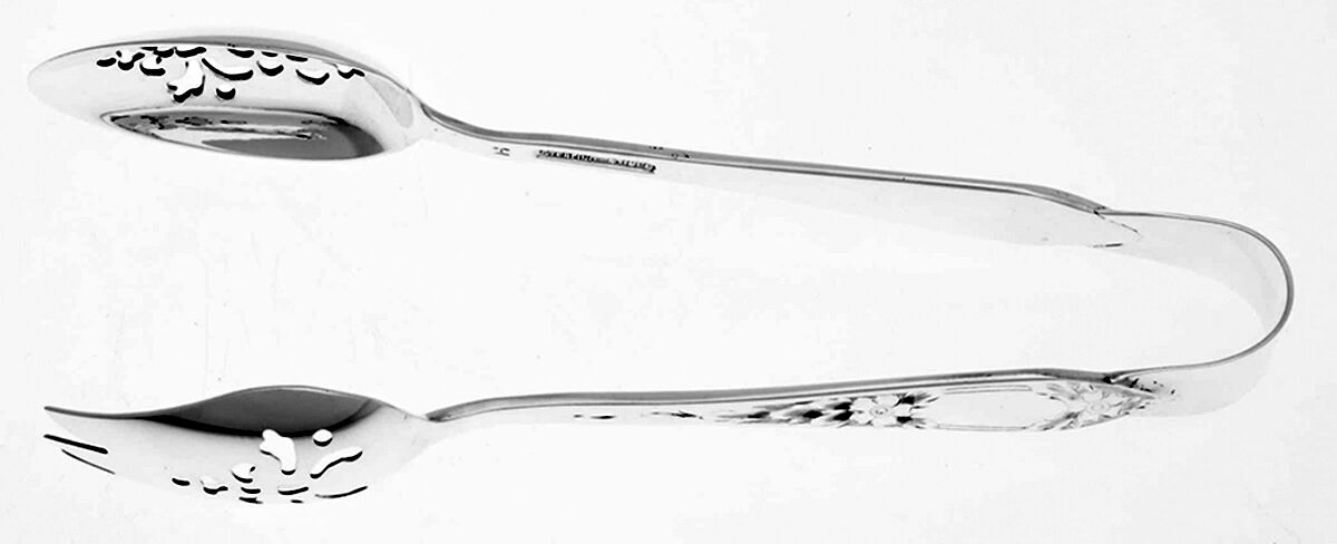 Lady Claire-Hand Engraved (Sterling, 1925) Ice Serving Tongs Small HC by Kirk Stieff-1