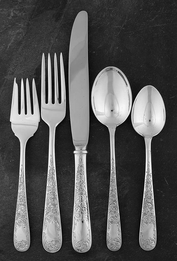 Old Maryland-Engv (Sterling, 1936, No Monos) 5 Piece Place Size Setting by Kirk Stieff-1