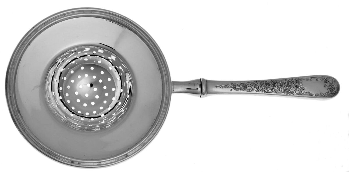 Old Maryland-Engv (Sterling, 1936, No Monos) Individual Overcup Tea Strainer with Silverplate Bowl by Kirk Stieff-1