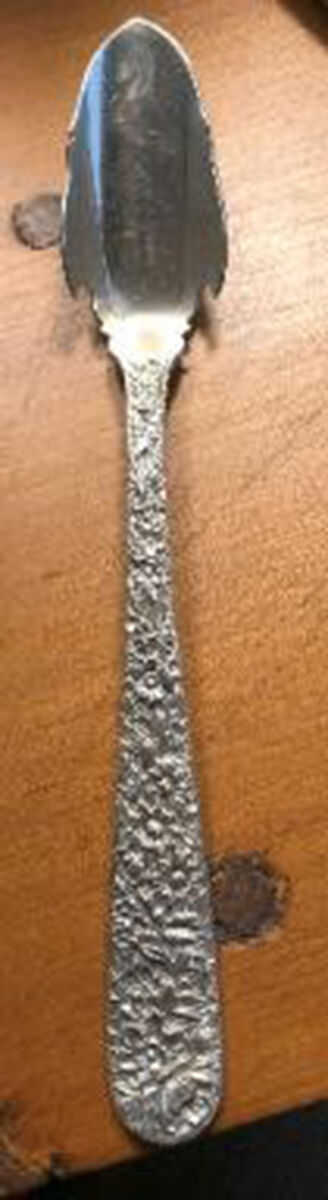 Repousse (Sterling, 1828) Solid Large Cheese Scoop by Kirk Stieff-1