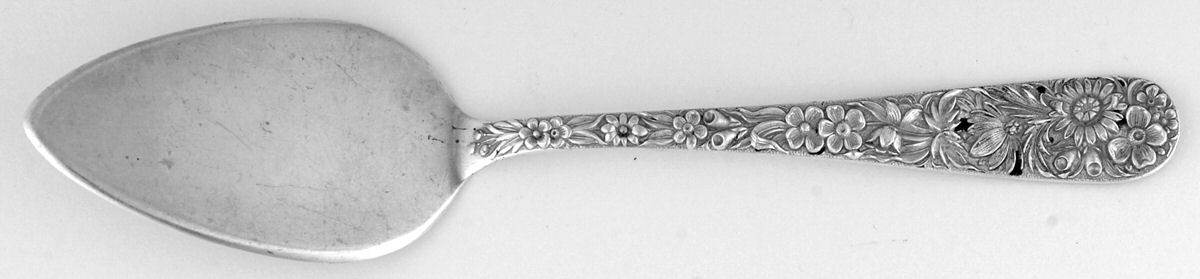 Repousse (Sterling, 1828) Solid Cheese Server by Kirk Stieff-1