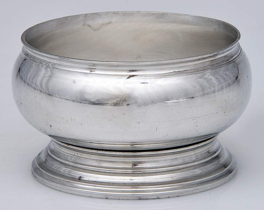 Williamsburg (Pewter, Hollowware) Open Salt Dish Individual by Kirk Stieff-1