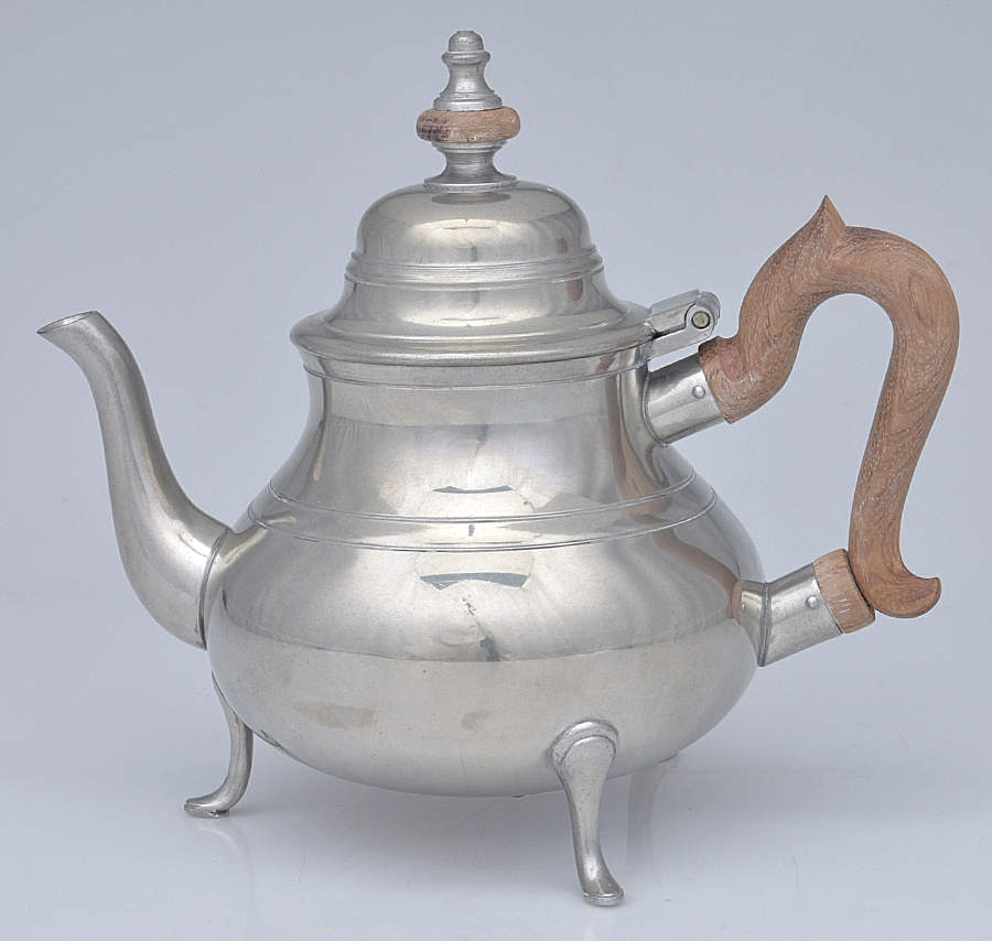 Williamsburg (Pewter, Hollowware) Brown Handle Teapot by Kirk Stieff-1