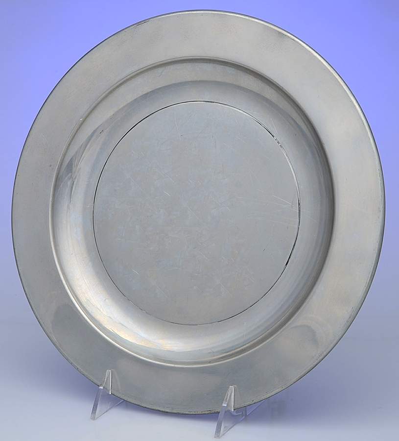 Williamsburg (Pewter, Hollowware) Dinner Plate by Kirk Stieff-1