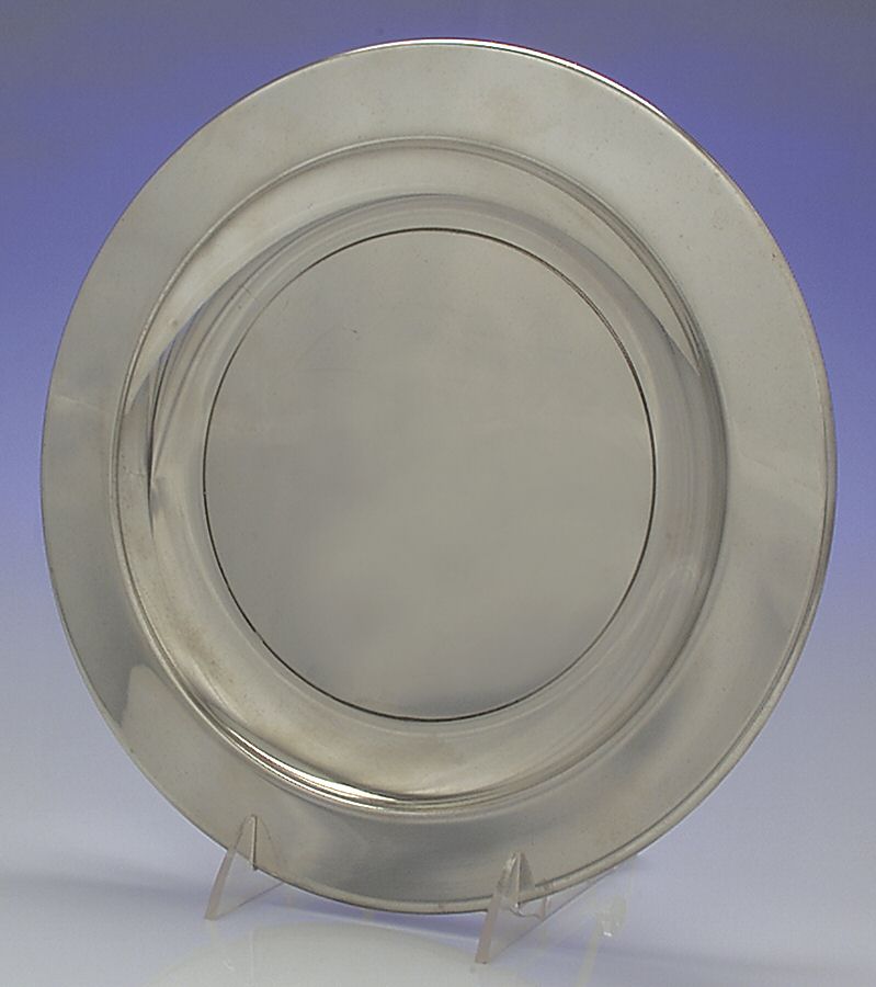Williamsburg (Pewter, Hollowware) Dinner Plate by Kirk Stieff-1