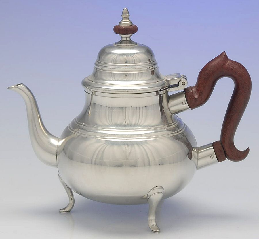 Williamsburg (Pewter, Hollowware) Brown Handle Teapot by Kirk Stieff-1