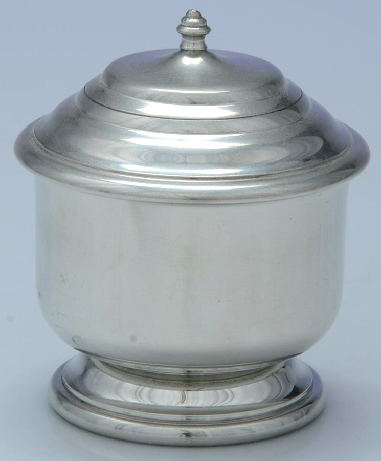 Williamsburg (Pewter, Hollowware) Mini Sugar Bowl & Lid by Kirk Stieff-1
