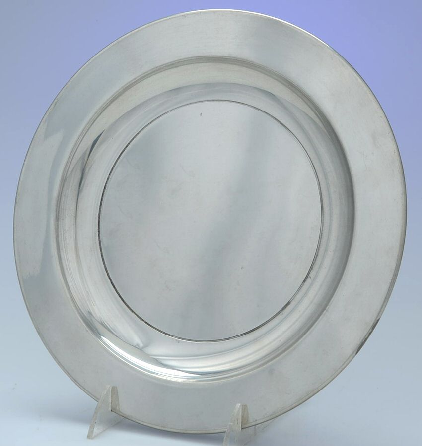 Williamsburg (Pewter, Hollowware) Dinner Plate by Kirk Stieff-1