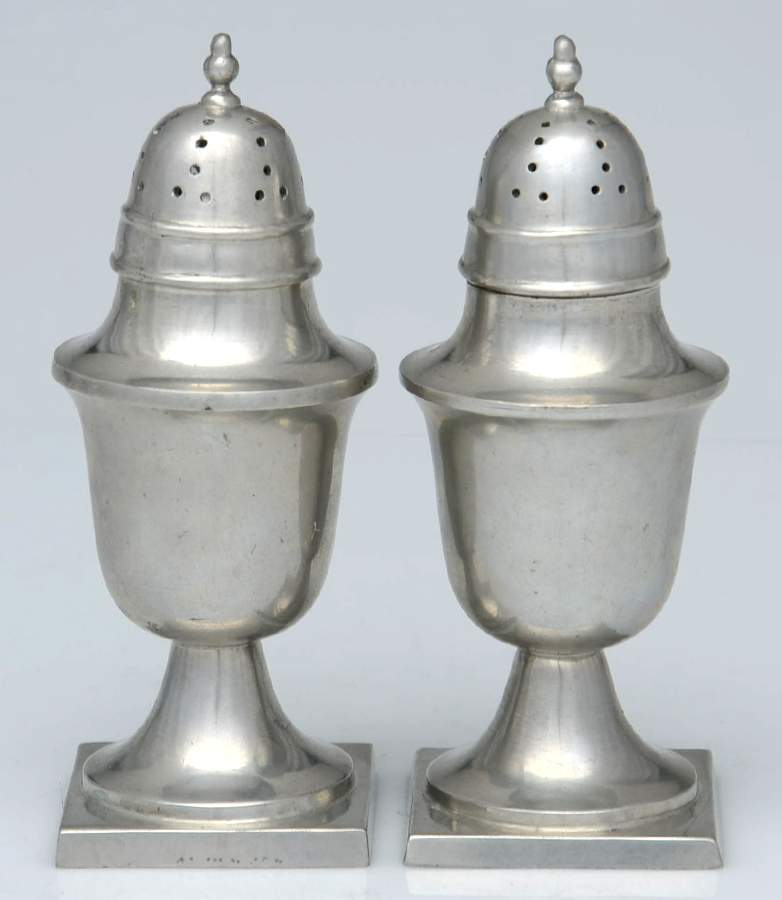 Williamsburg (Pewter, Hollowware) Salt & Pepper Set by Kirk Stieff-1