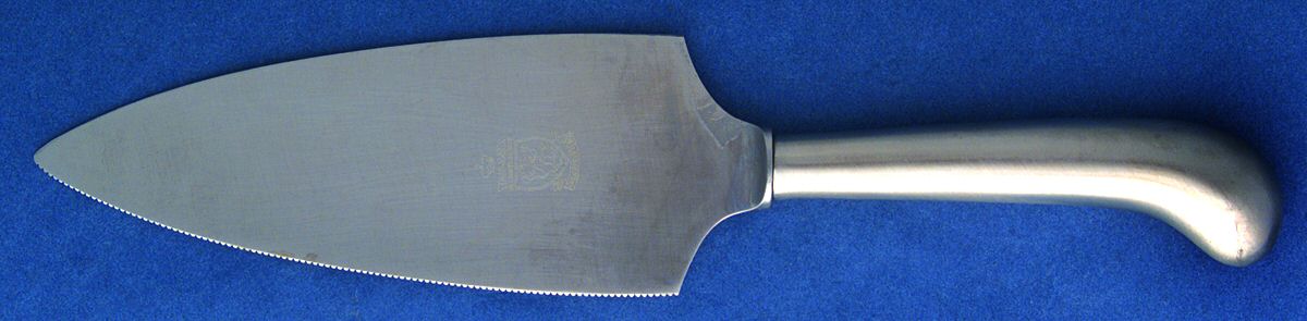 Queen Anne (Stainless, Satin Finish) Pie & Cake Server with Stainless Blade by Kirk & Matz-1